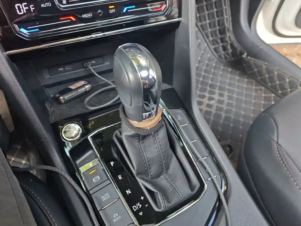 Volkswagen Tharu — миниатюра 10