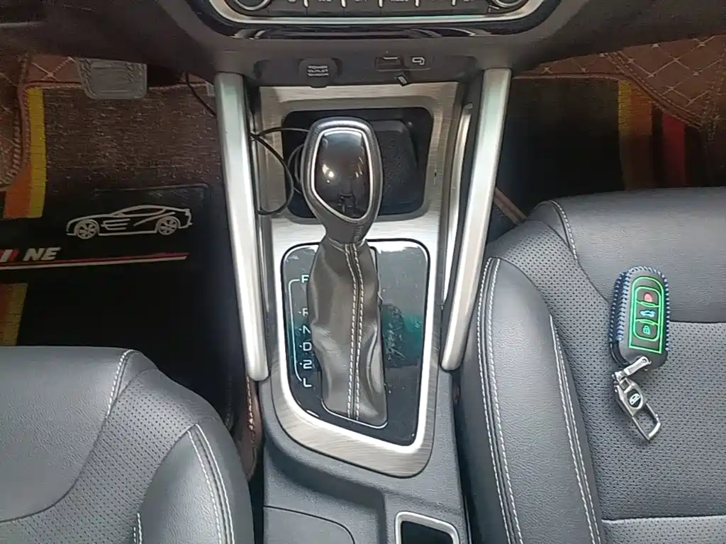 Geely Vision X3 — миниатюра 14