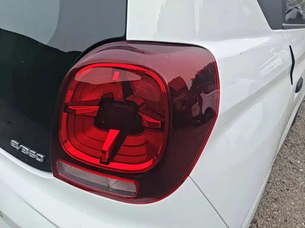 Roewe Clever — миниатюра 8