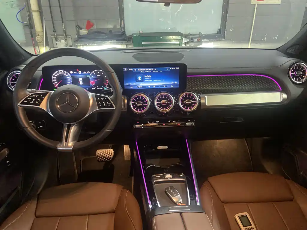 Mercedes-Benz GLB — миниатюра 2
