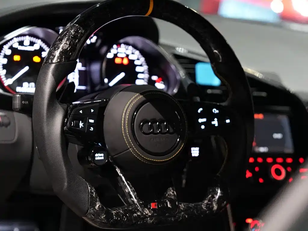 Audi R8 — миниатюра 8