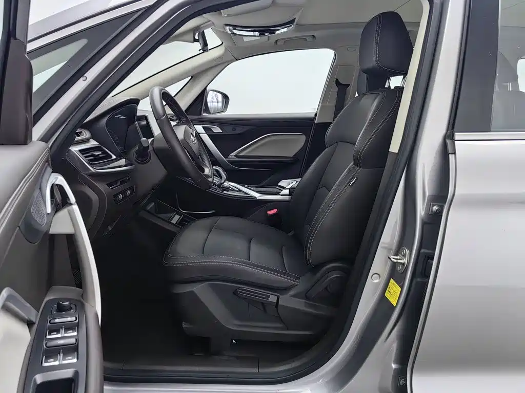 Geely Jia Ji — миниатюра 10