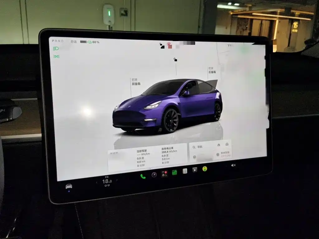 Tesla Model Y — миниатюра 4