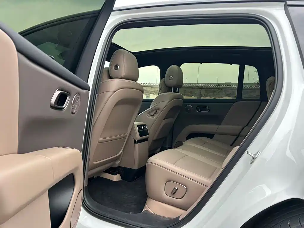 Li Auto i6 2025 Standard
