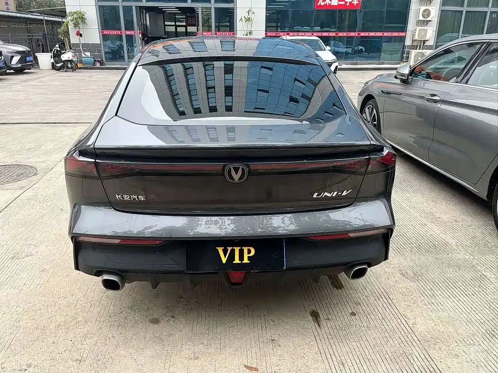 Changan UNI-V — миниатюра 9