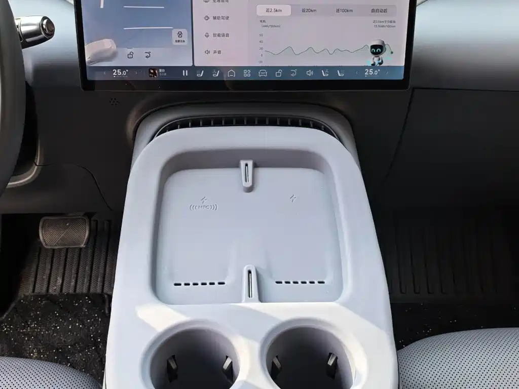 XPeng G7 — миниатюра 10