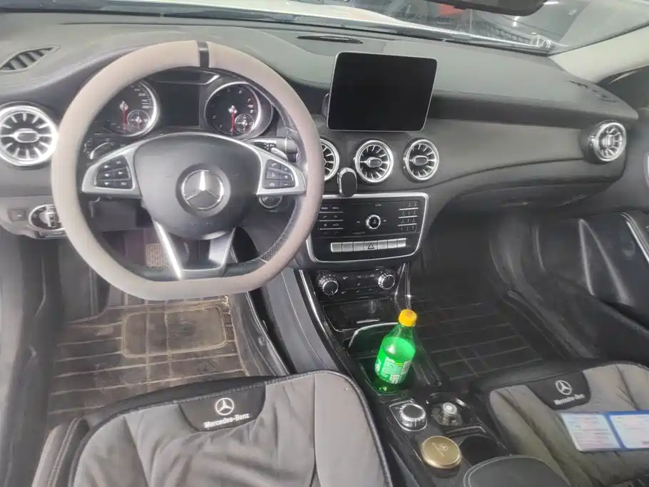 Mercedes-Benz GLA — миниатюра 12
