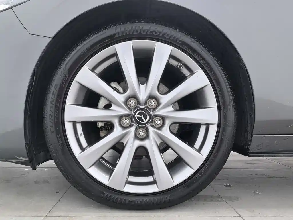 Mazda 3 Axela — миниатюра 17