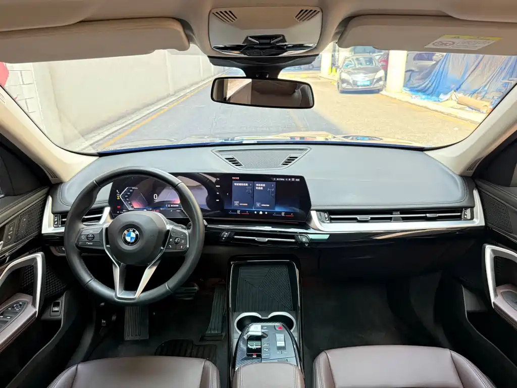BMW X1 2023 sDrive20Li X