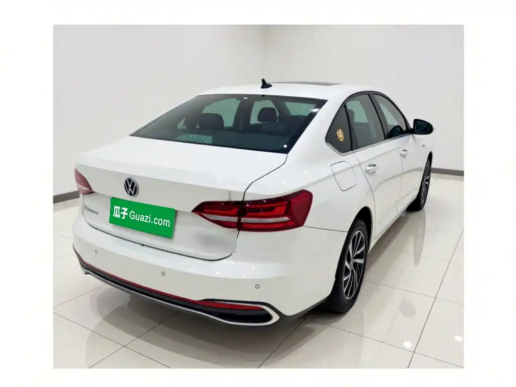 Volkswagen Lavida — миниатюра 6