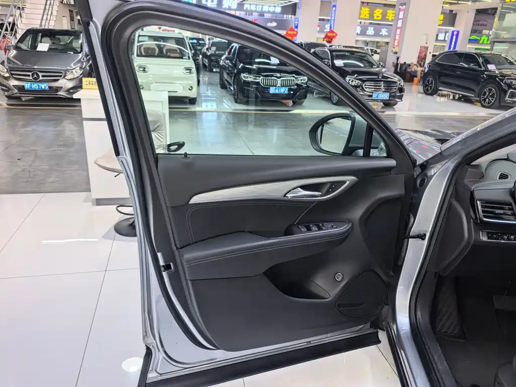 Buick Envision S — миниатюра 7