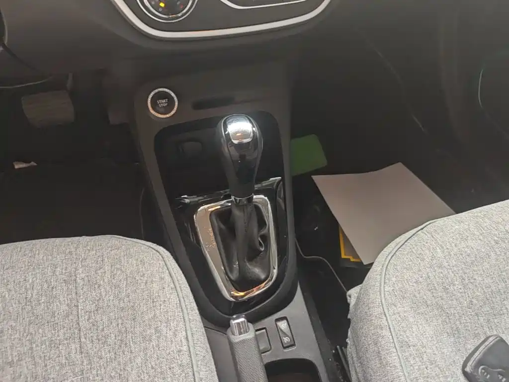 Renault Captur — миниатюра 14