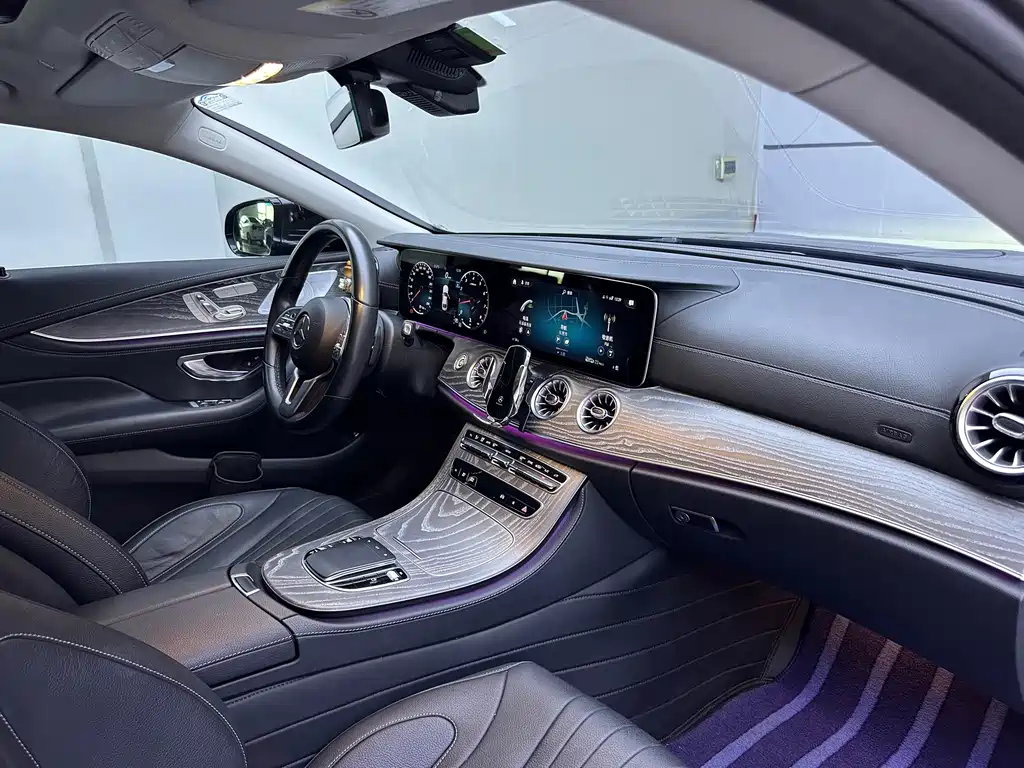 Mercedes-Benz CLS — миниатюра 12