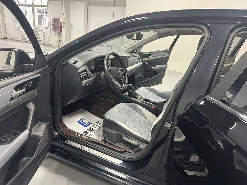 Volkswagen Lavida — миниатюра 11