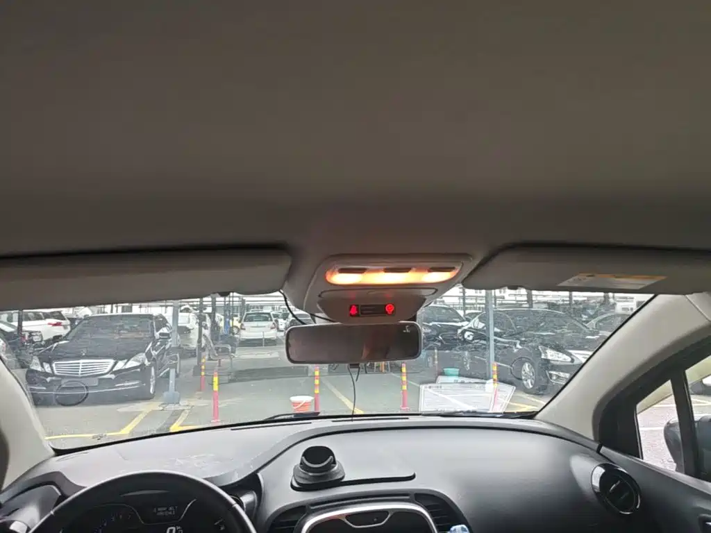 Renault Captur — миниатюра 18