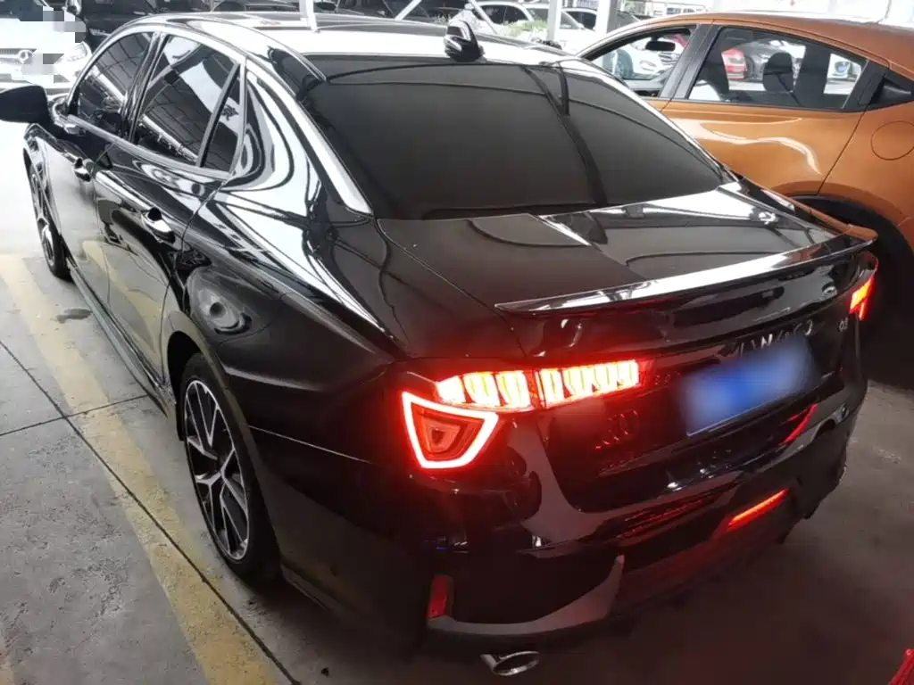 Lynk & Co 03 — миниатюра 5