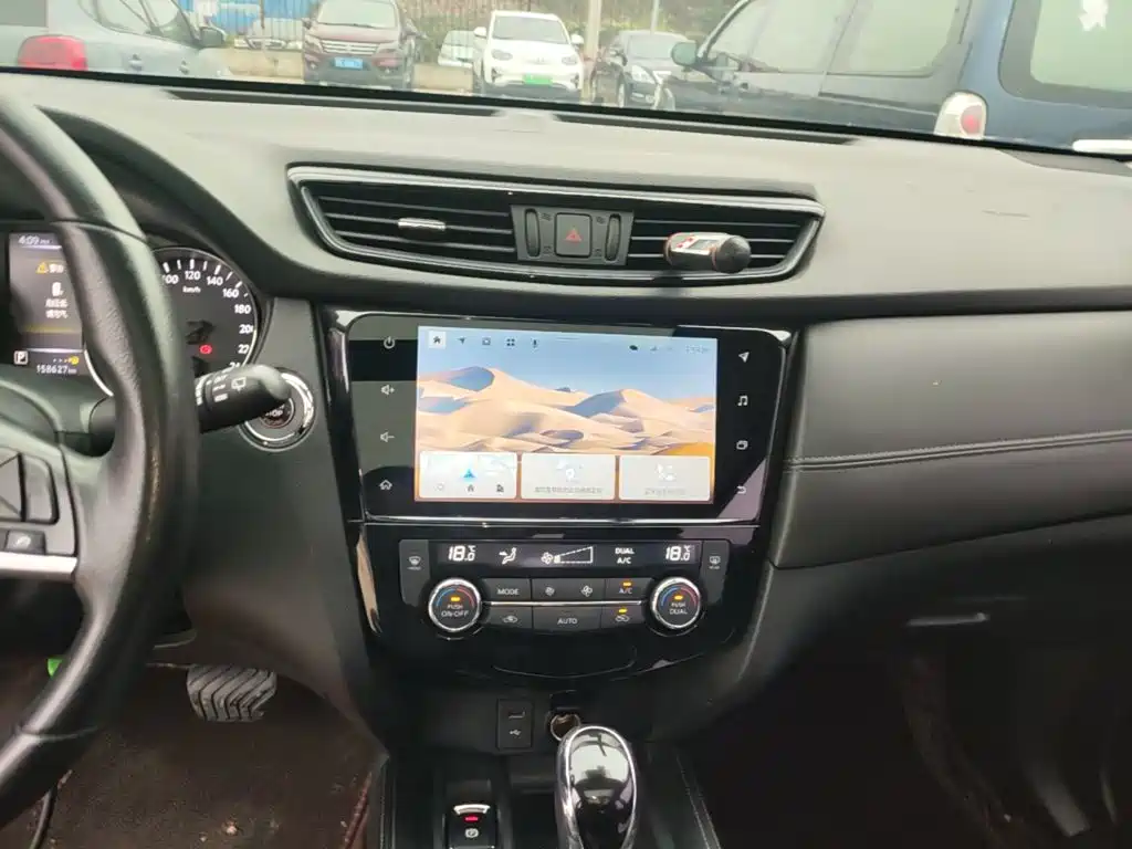 Nissan X-Trail — миниатюра 13