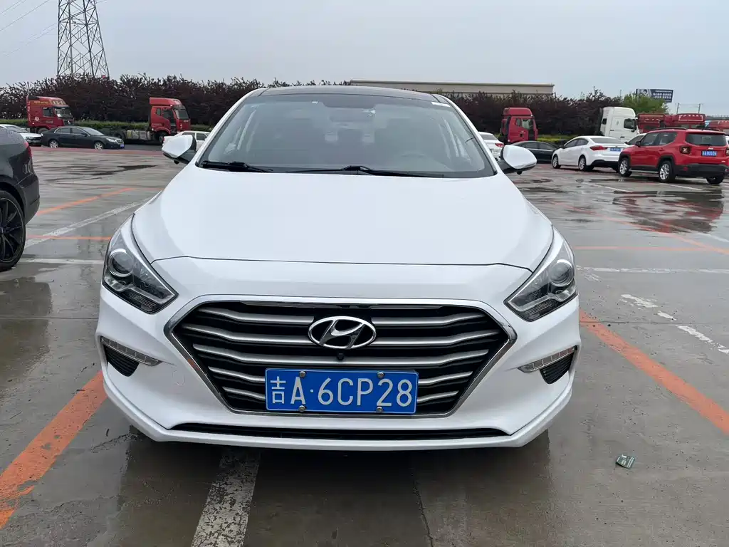 HYUNDAI NAME PICTURE