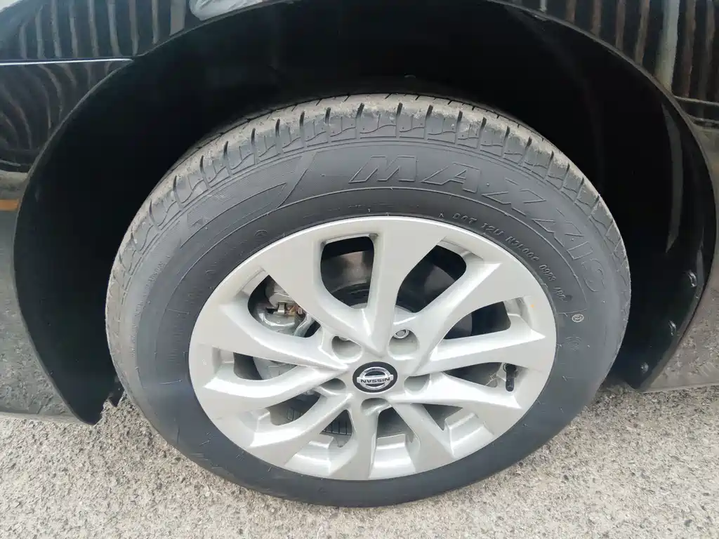 Nissan Sylphy — миниатюра 4