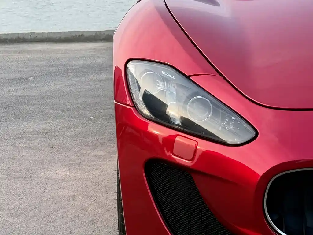 Maserati GranTurismo 2015 4.7L MC