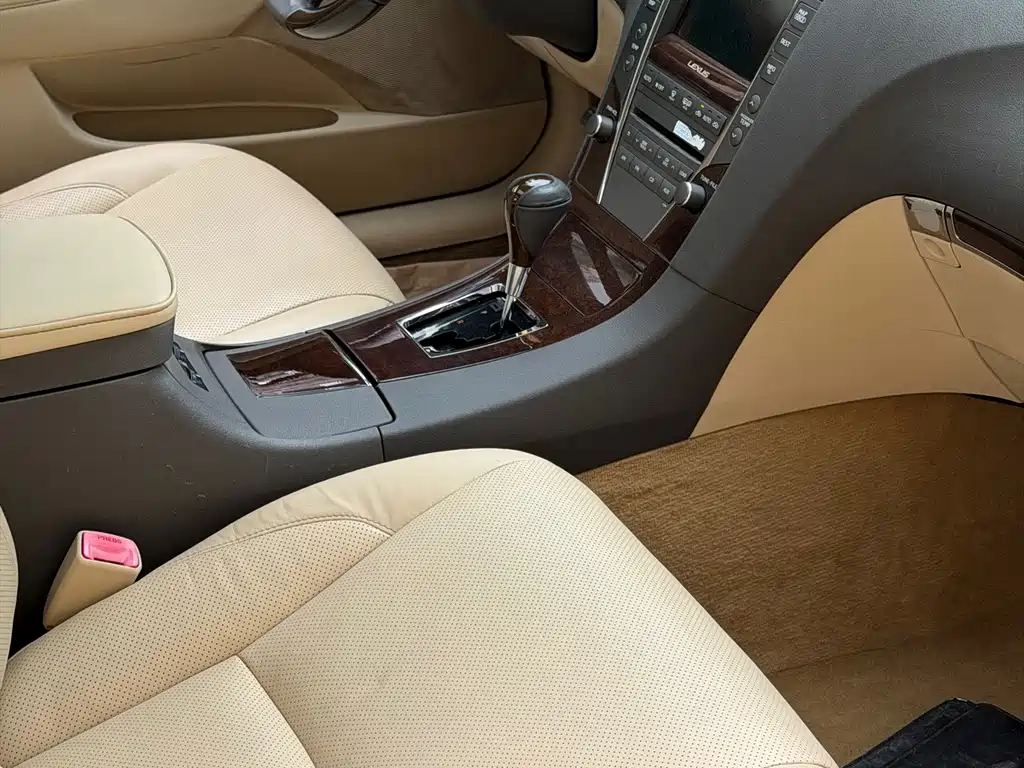 Lexus ES — миниатюра 4