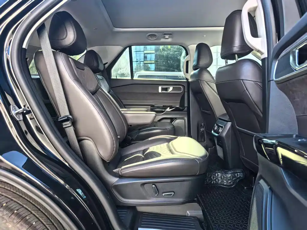 Ford Explorer — миниатюра 17