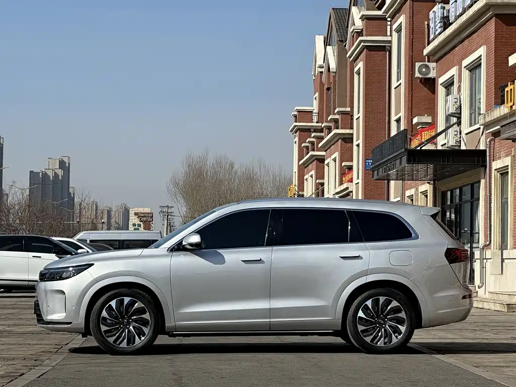 AITO ASK THE WORLD M7