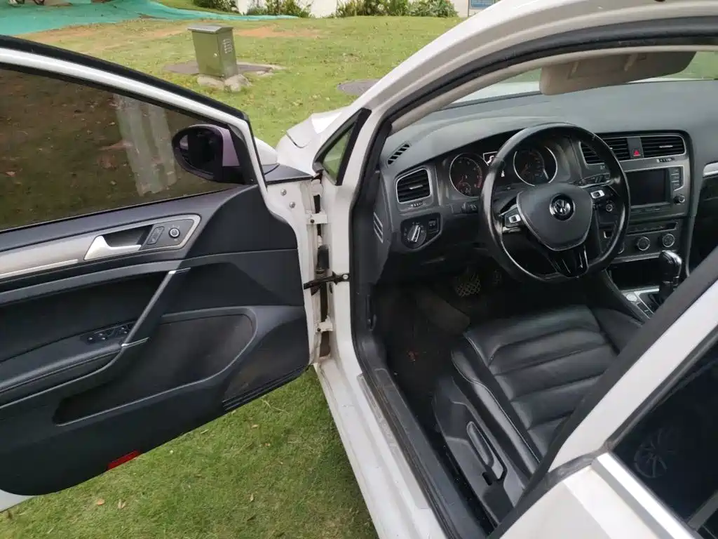 Volkswagen Golf — миниатюра 12