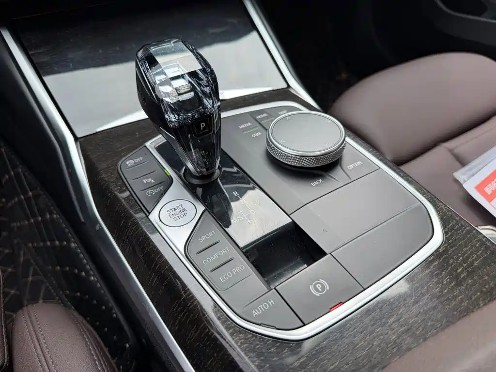 BMW 3 Series — миниатюра 9