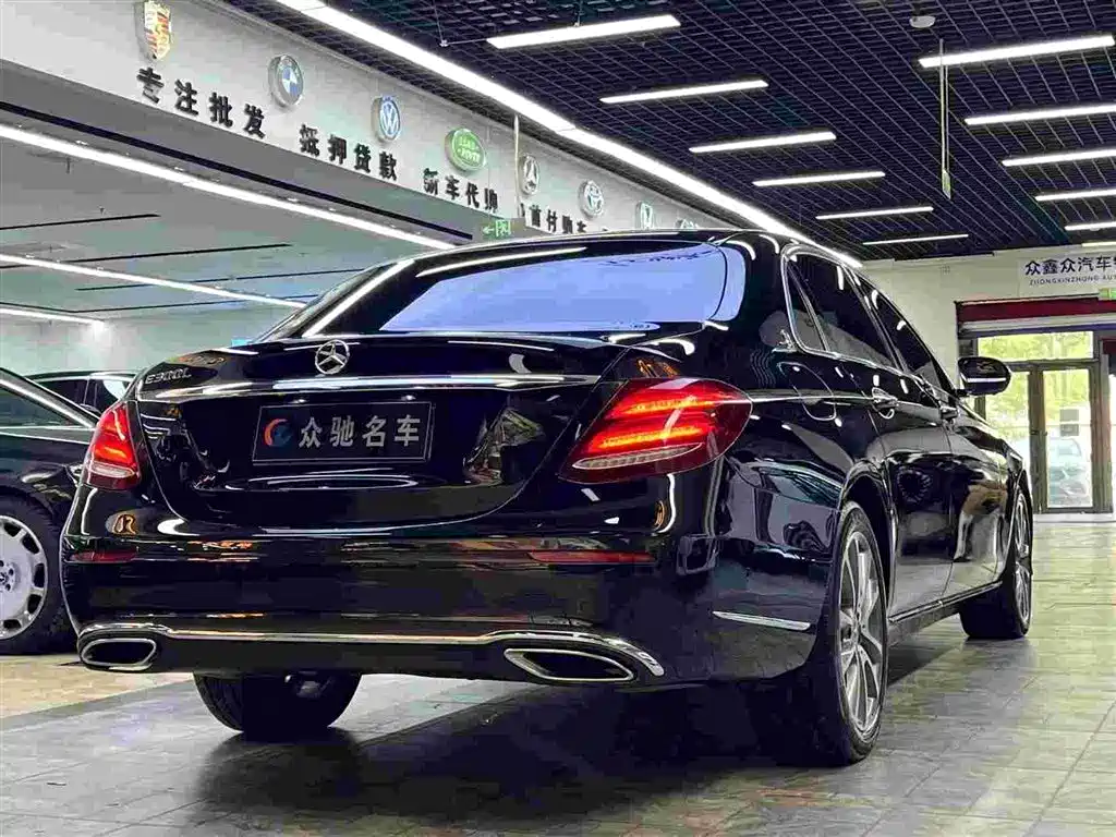 Mercedes-Benz E-Class E 2019 E 300 L Fashion