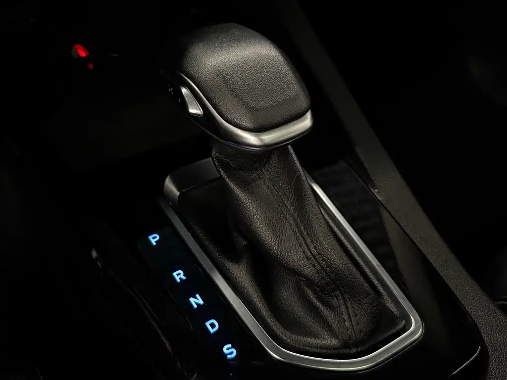 Ford Escort 2021 1.5L AT