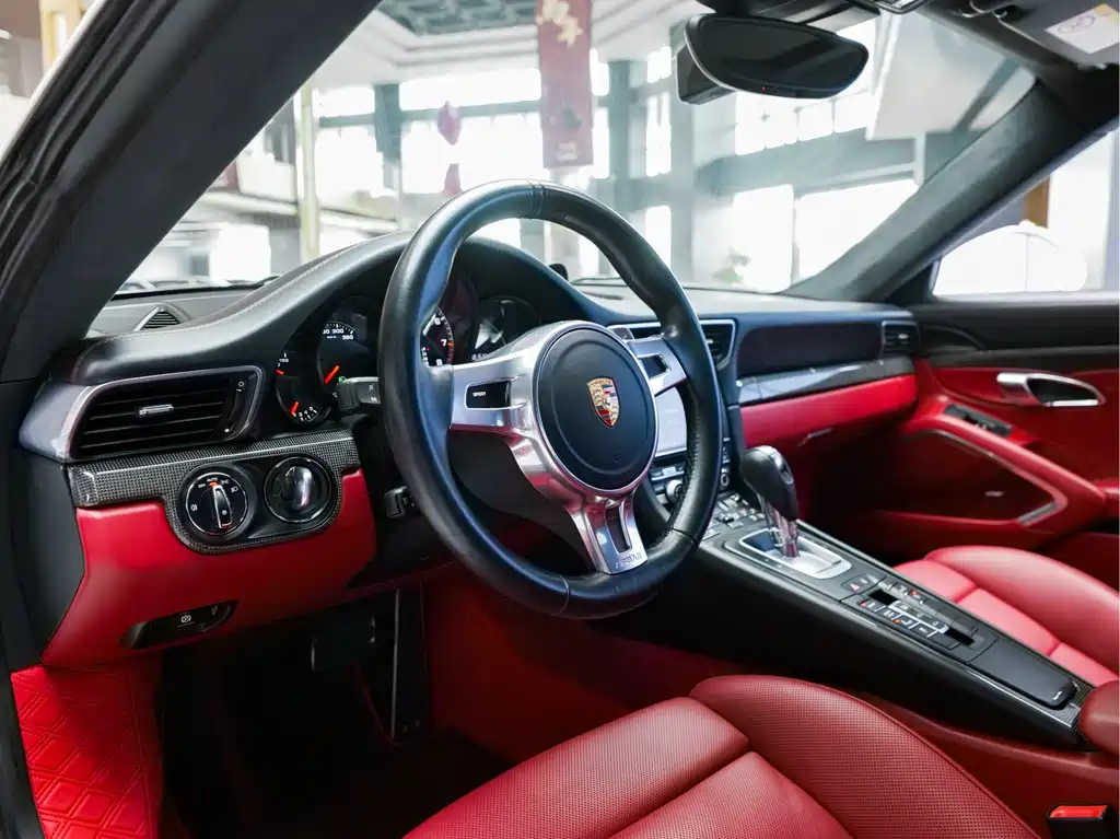 Porsche 911 2014 Turbo S 3.8T