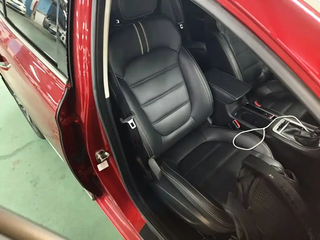 MG MG6 — миниатюра 25