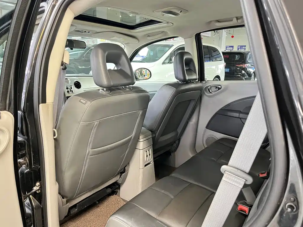 Chrysler PT Cruiser — миниатюра 8