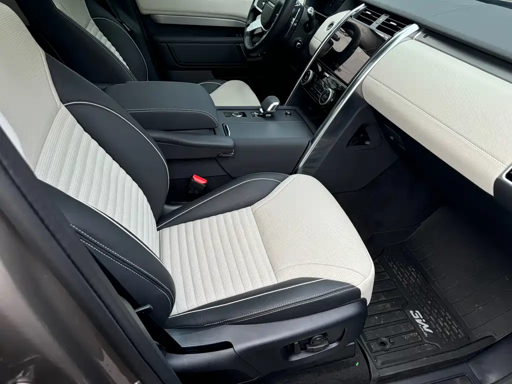Land Rover Discovery 2021 360PS R-Dynamic HSE