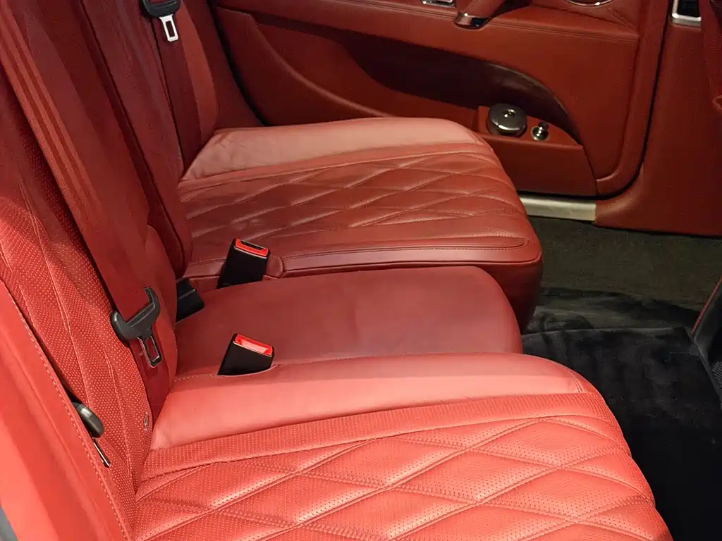 Bentley Flying Spur — миниатюра 14
