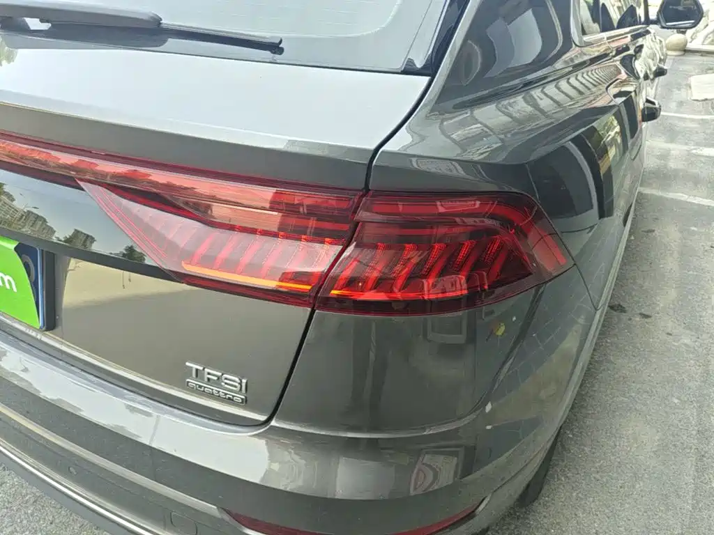 Audi Q8 2019 45 TFSI Luxury