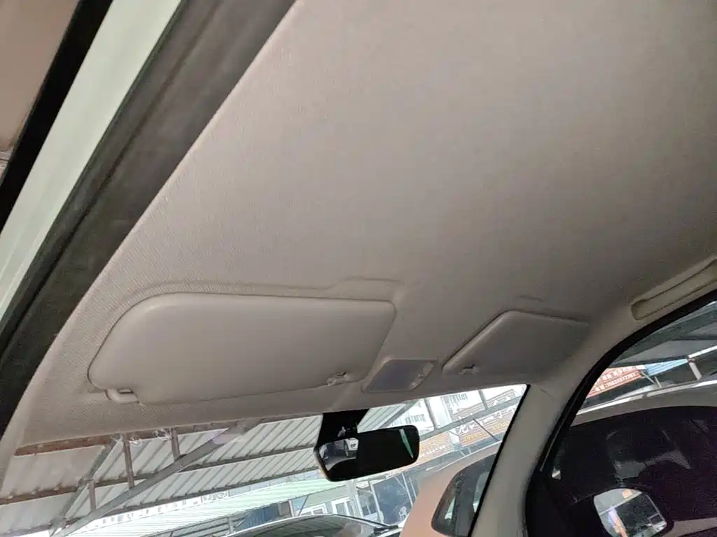 Wuling MINIEV — миниатюра 18
