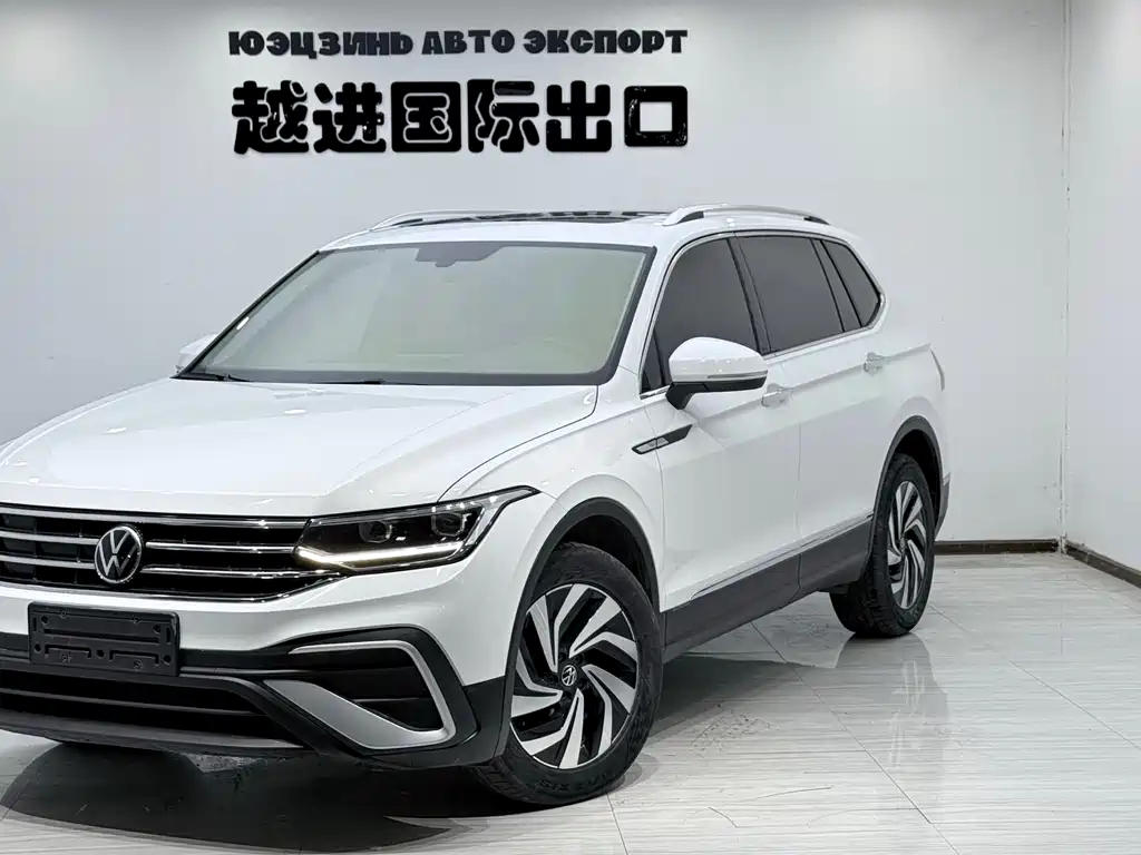 Volkswagen Tiguan L 2023