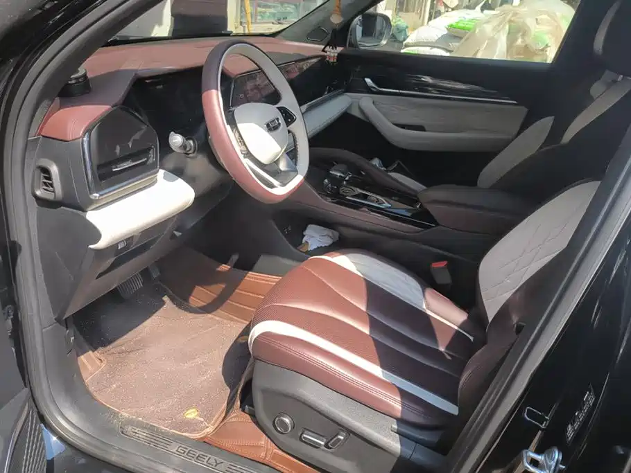 Geely Xingyue L — миниатюра 9