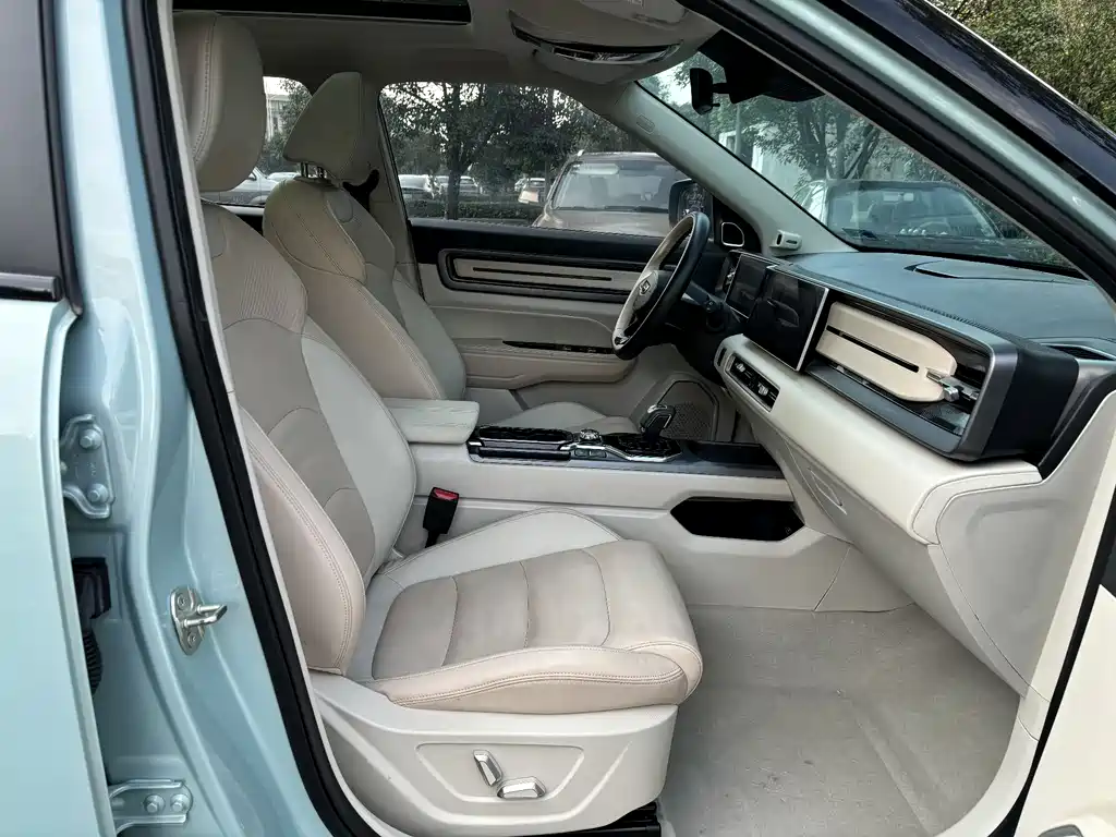 GEELY AUTOMOBILE GEELY ICON