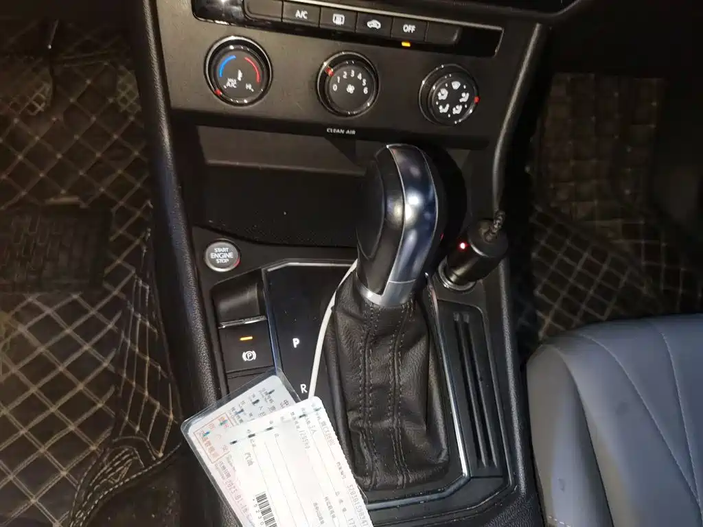Volkswagen Lavida — миниатюра 7