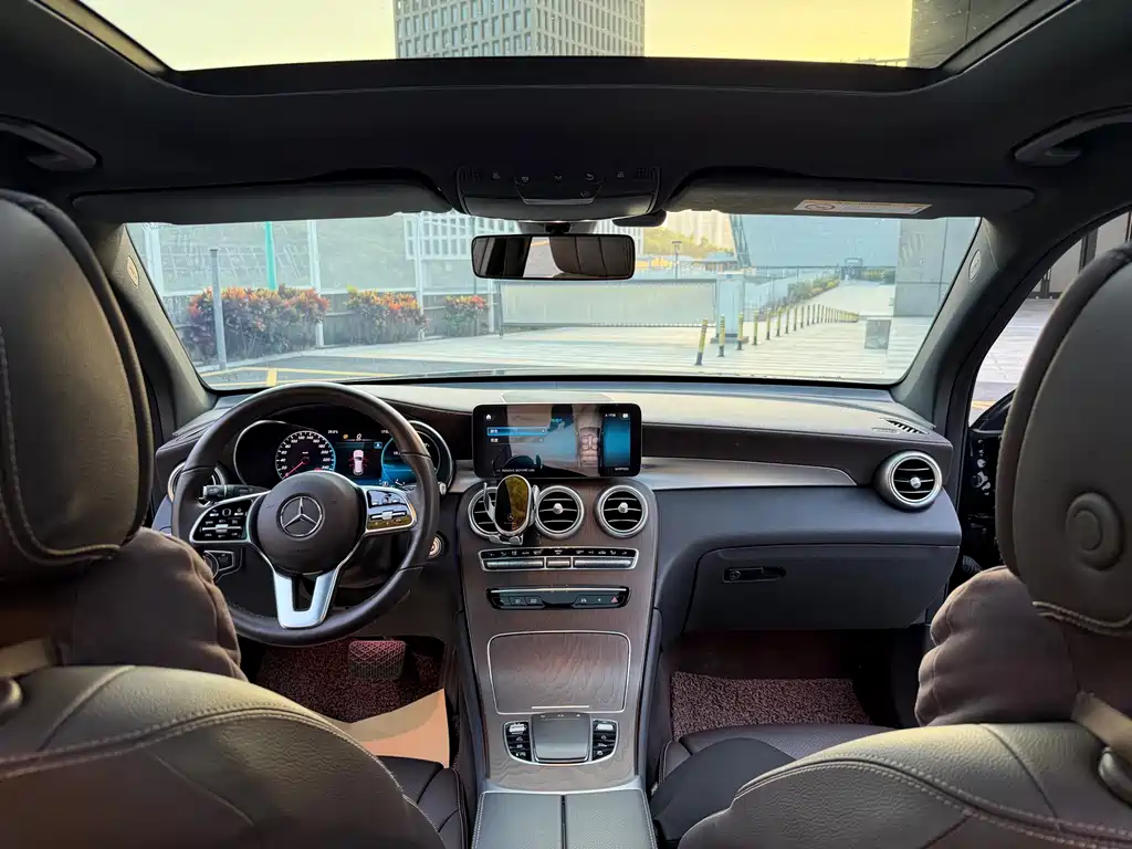 Mercedes-Benz GLC — миниатюра 13