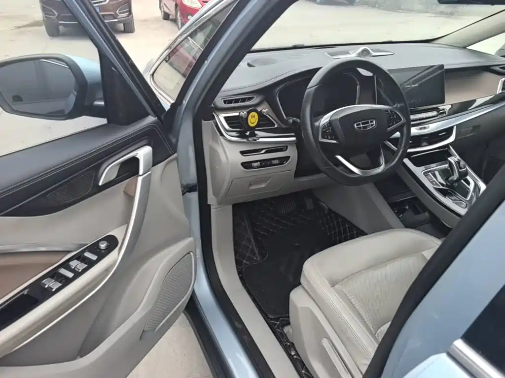 Geely Jia Ji — миниатюра 16