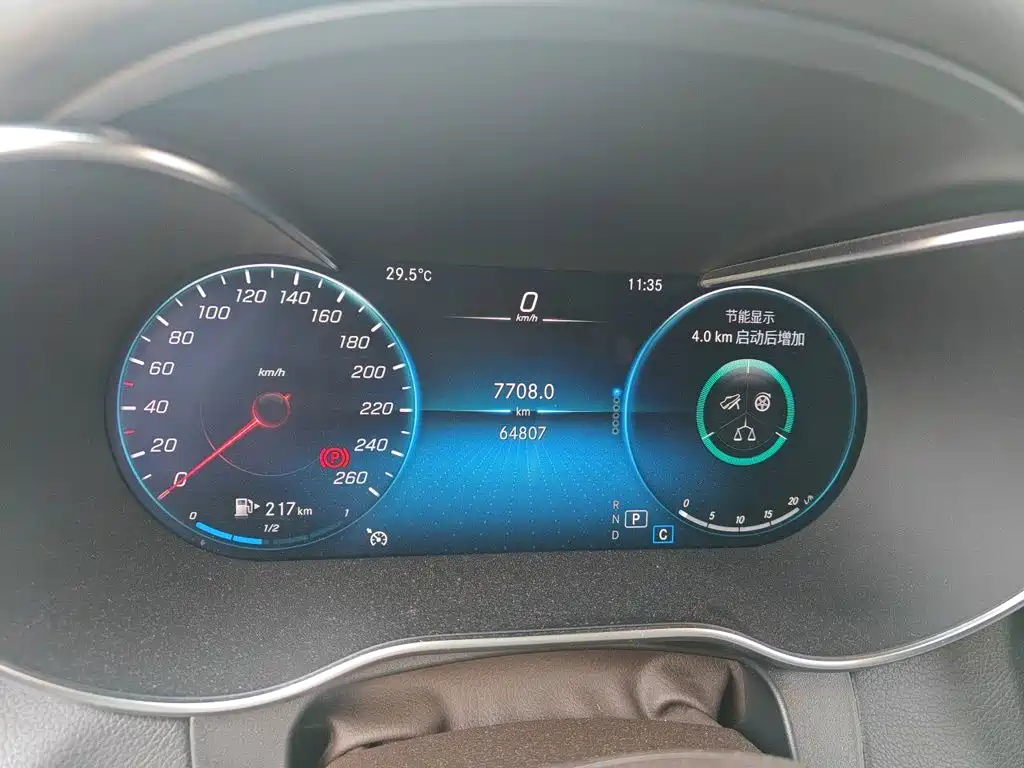Mercedes-Benz GLC — миниатюра 8