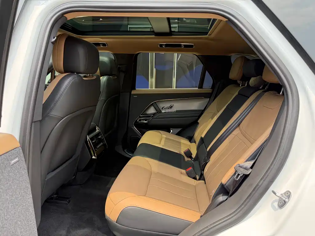 Land Rover Range Rover Sport 2023 400PS Dynamic SE