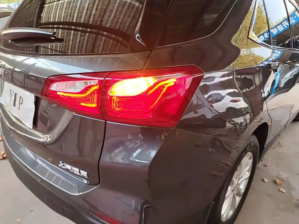 Chevrolet Equinox — миниатюра 8