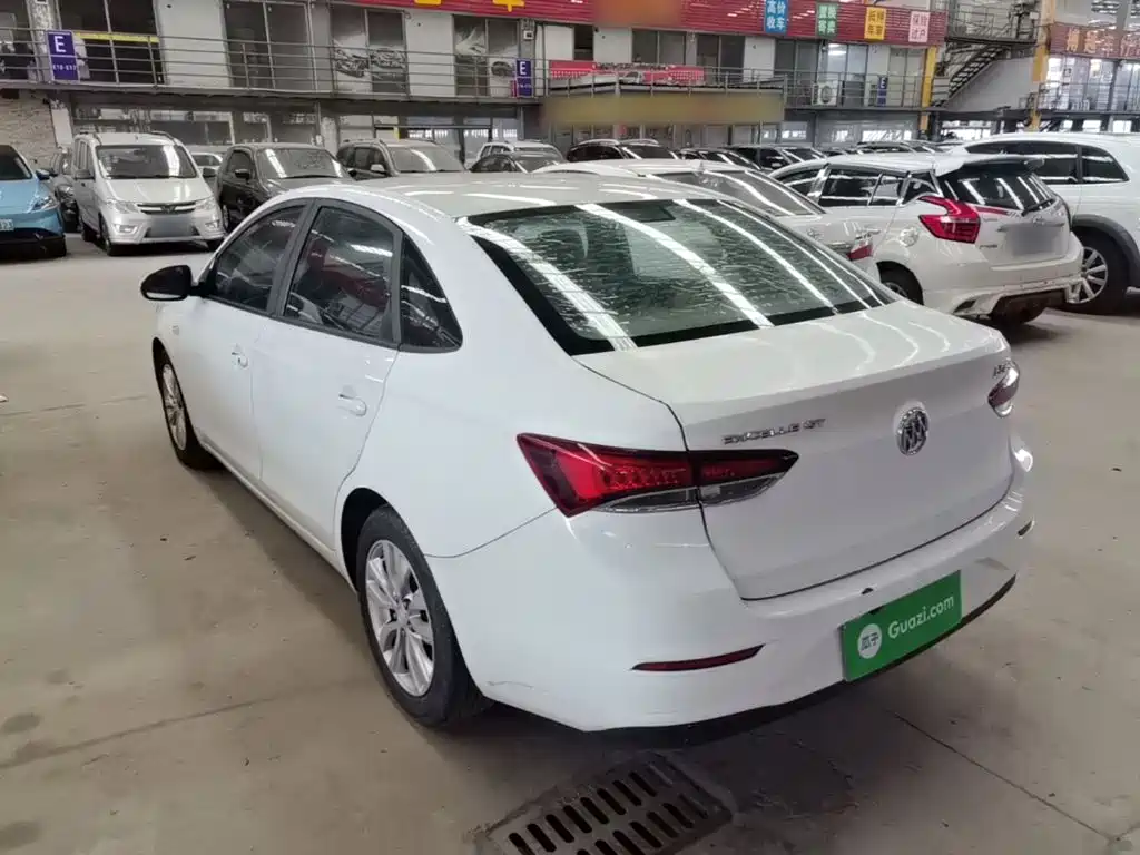 Buick Excelle — миниатюра 5