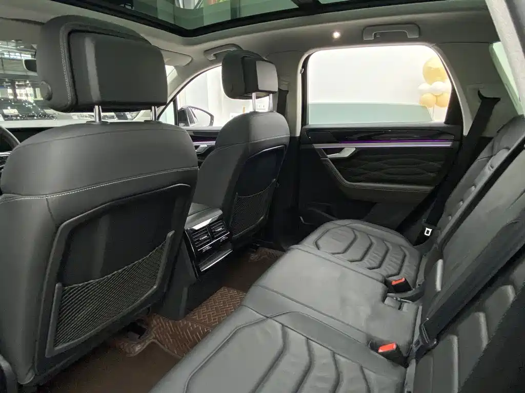 Volkswagen Touareg — миниатюра 21