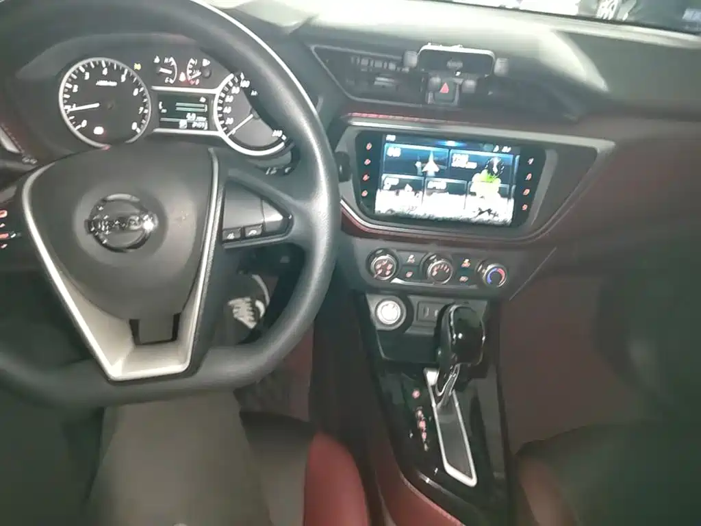 Nissan Bluebird — миниатюра 10
